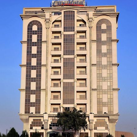 City Hotel Ras al-Khaimah Bagian luar foto