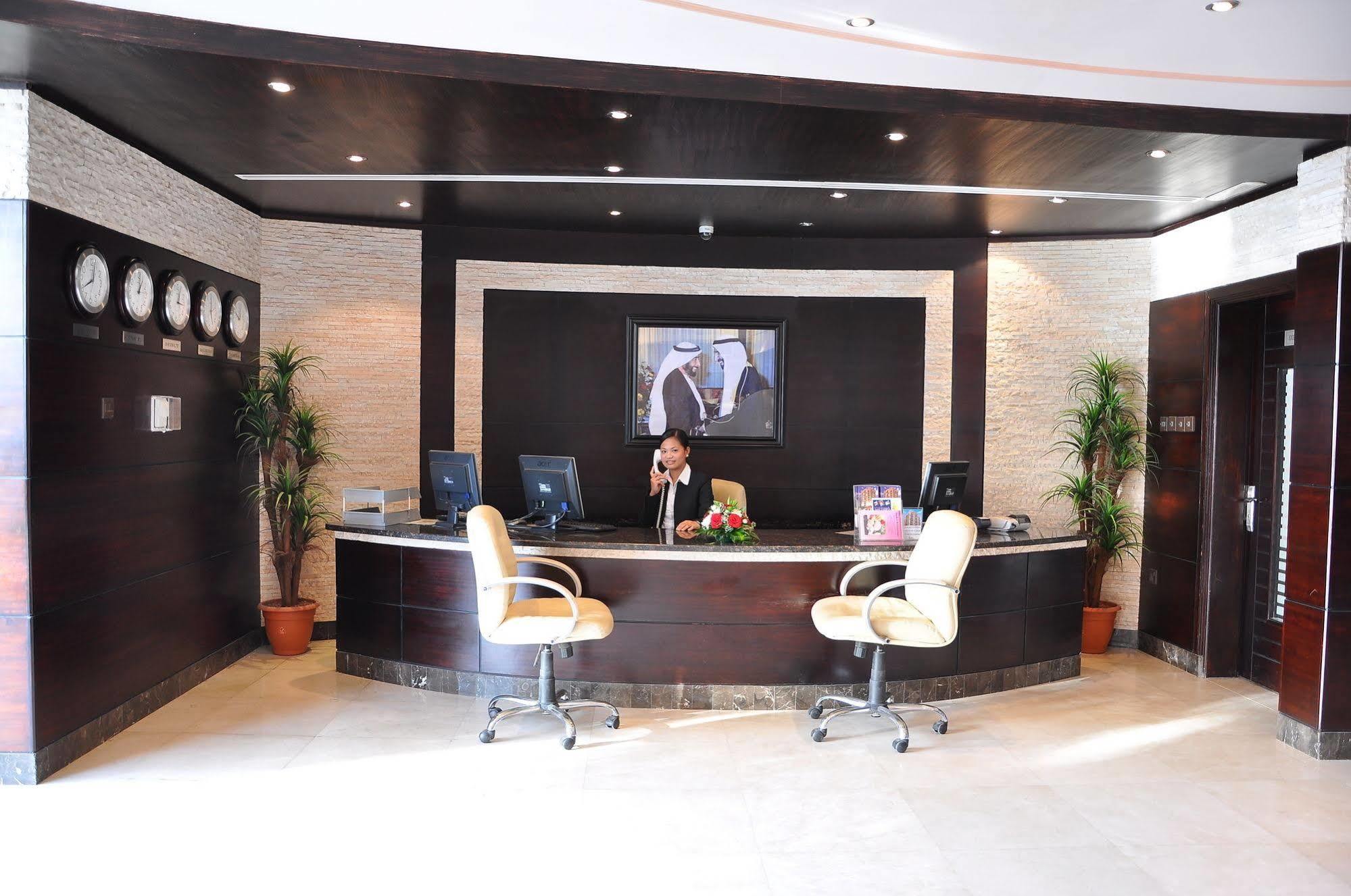 City Hotel Ras al-Khaimah Bagian luar foto