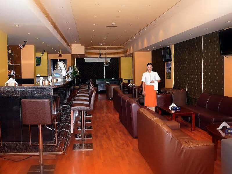 City Hotel Ras al-Khaimah Bagian luar foto